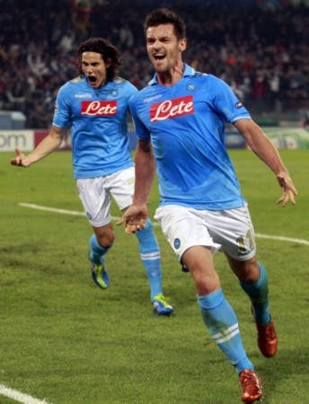 一个弯道和 一个弯道和